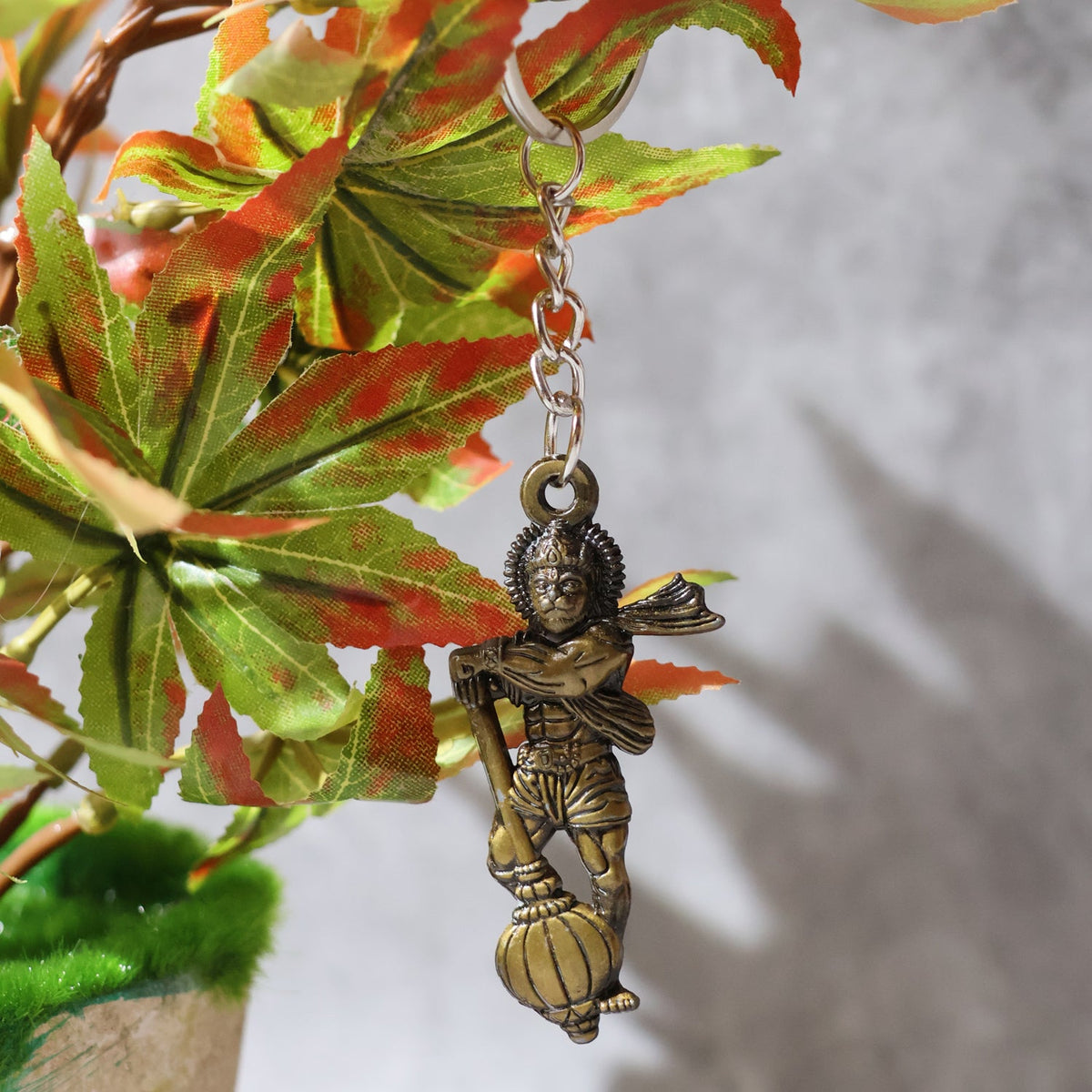 Hanuman metal keychain offering faithful style for car and house keys