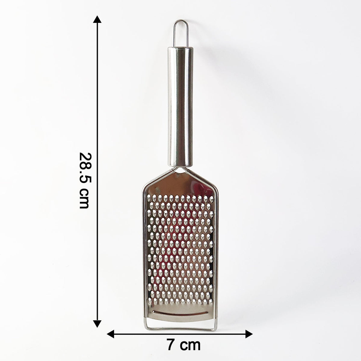 Fine stainless steel surface of carrot grater for smooth shredding