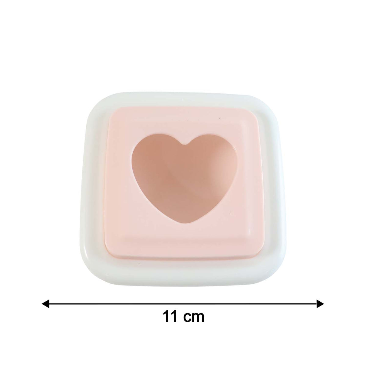 Toast cutter showing size reference of heart shape sandwich mold